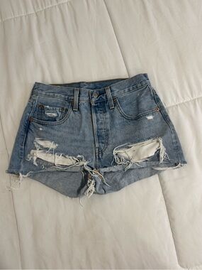 Levi’s Distressed Light Blue Denim Women’s Shorts